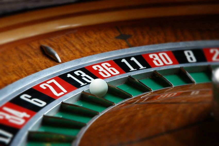 Guide complet des paiements multidevises et des tours gratuits dans les meilleurs casinos en ligne